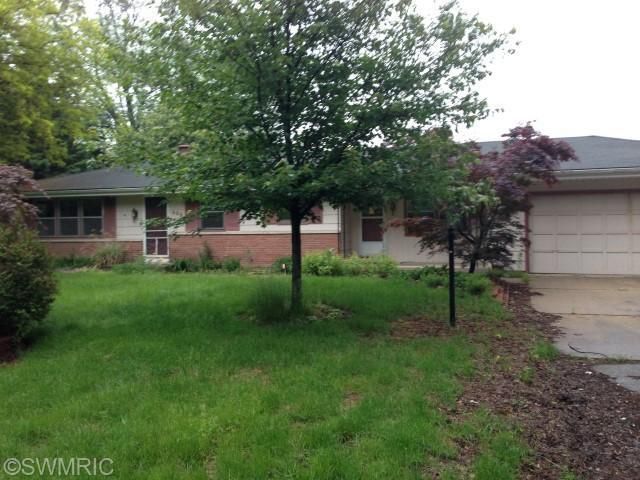439 Hazel Ave, Holland, MI 49423