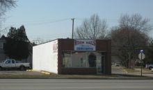 2556 Dix Highway Lincoln Park, MI 48146