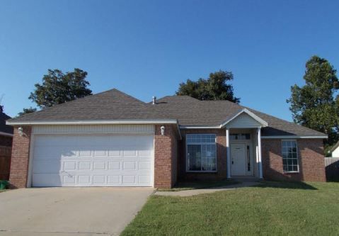 2288 LAKESIDE AVE, Springdale, AR 72764