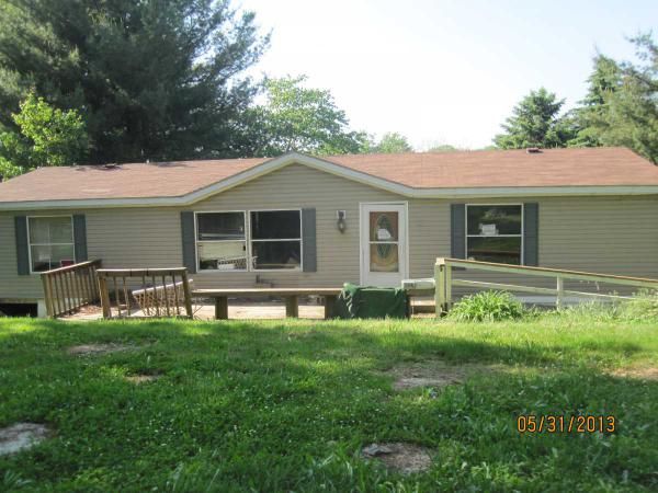 406 Elm Ave, Hamburg, PA 19526