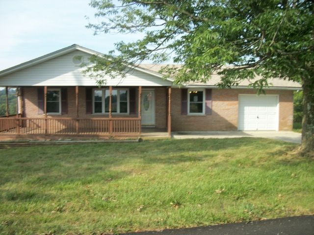 335 Cottonwood Dr, Dry Ridge, KY 41035