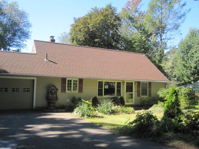 22 Greenwood Drive, Manchester, CT 06040