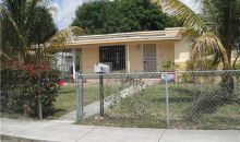 1085 Ne 144th St Miami, FL 33161