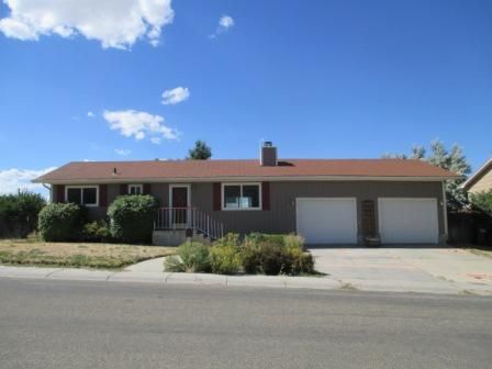 2700 W 39th St, Casper, WY 82604