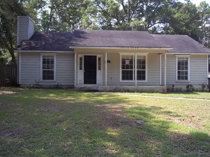 136 Montclair Loop, Daphne, AL 36526