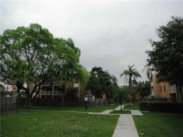 5122 NW 79 AV # 203, Miami, FL 33166