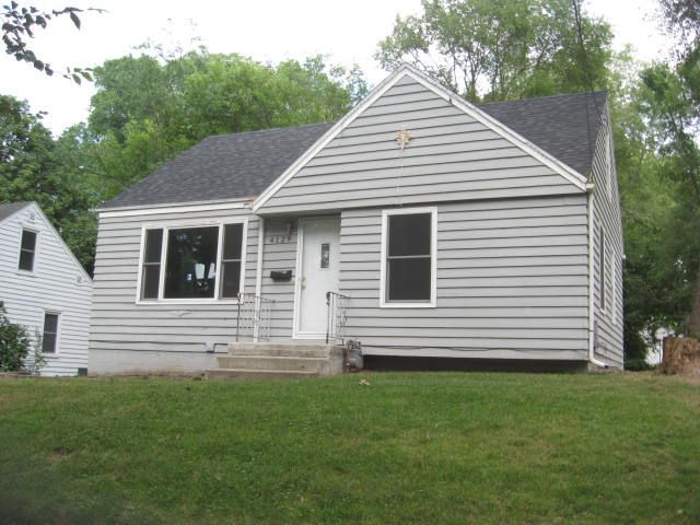 4129 15th St, Des Moines, IA 50313
