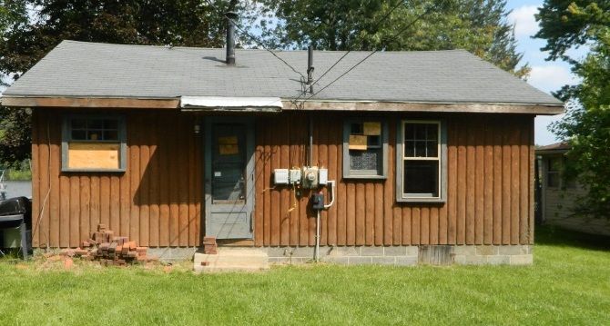 14044 Edgewater Dr, Gregory, MI 48137
