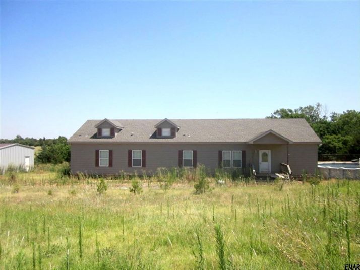 Bison, Bison, OK 73720