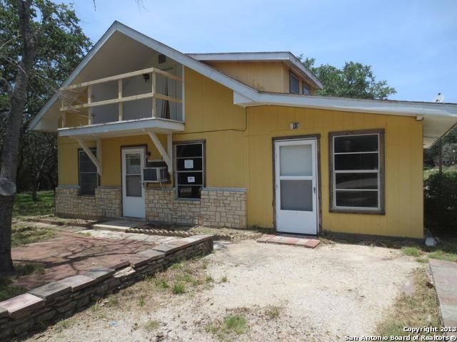 793 Eastview Dr, Canyon Lake, TX 78133