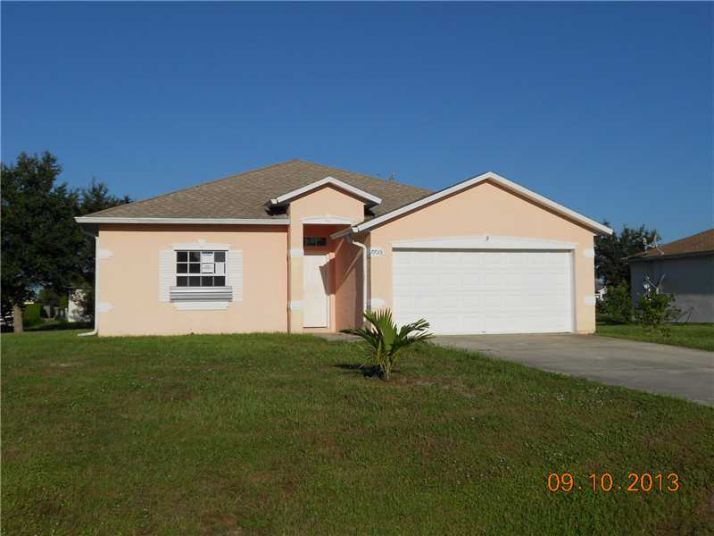 7735 99th Ct, Vero Beach, FL 32967