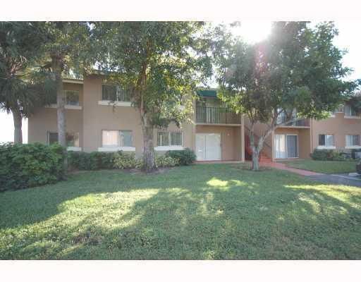 1151 Lake Terry Dr Apt I, West Palm Beach, FL 33411