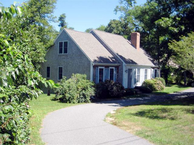 358 Pleasant Bay Rd, Harwich, MA 02645