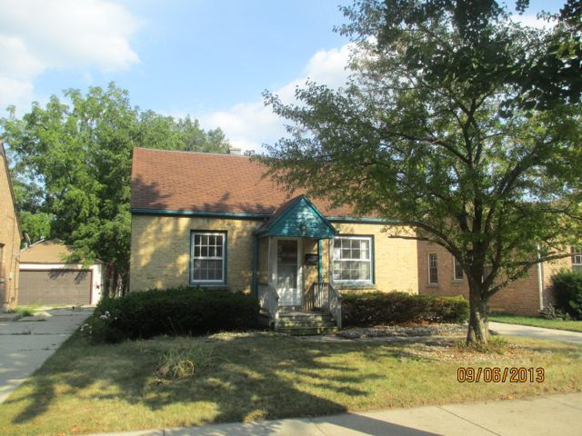 6706 N 52nd St, Milwaukee, WI 53223