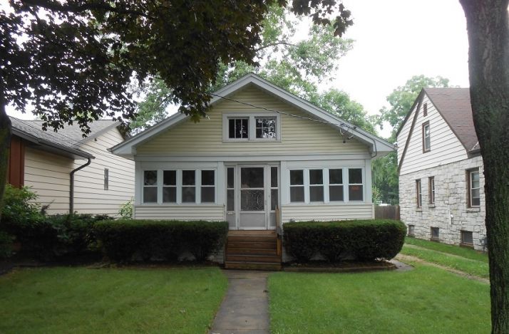 518 E Plainfield Ave, Milwaukee, WI 53207