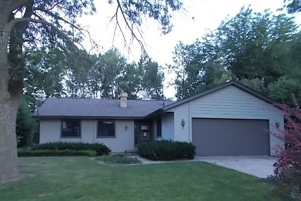 38 Partridge Ct, Appleton, WI 54915