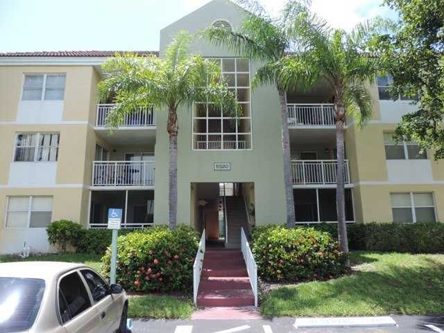 8520 Sw 212th St Apt 103, Miami, FL 33189