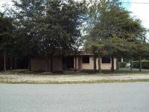 49 Nw 17th St, Homestead, FL 33030