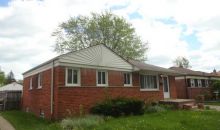 27216 Larchmont St Saint Clair Shores, MI 48081