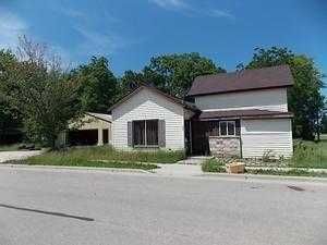 609 Oak St, Arena, WI 53503