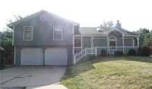 216 Sw 26th St Blue Springs, MO 64015