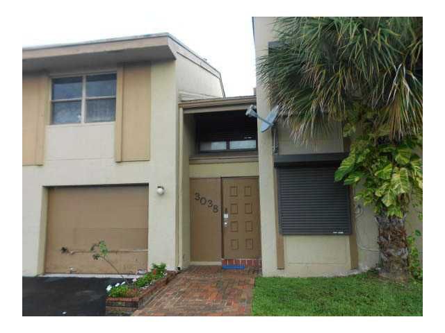 3038 W Missionwood Ln, Hollywood, FL 33025