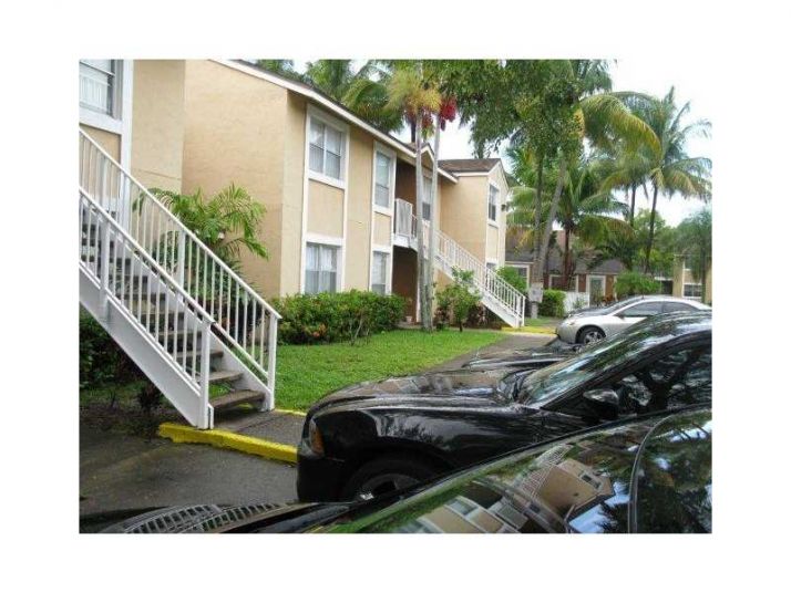 2232 SW 80TH TE # 2232, Hollywood, FL 33025