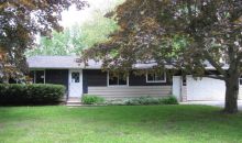 9707 Sunrise Ln Two Rivers, WI 54241