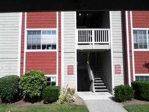 15433 Country Club Dr Unit A103, Bothell, WA 98012