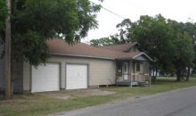 604 S East St Edna, TX 77957