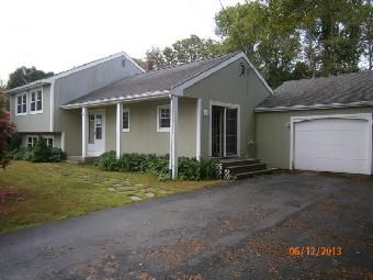 8 Briggs Avenue, Buzzards Bay, MA 02532