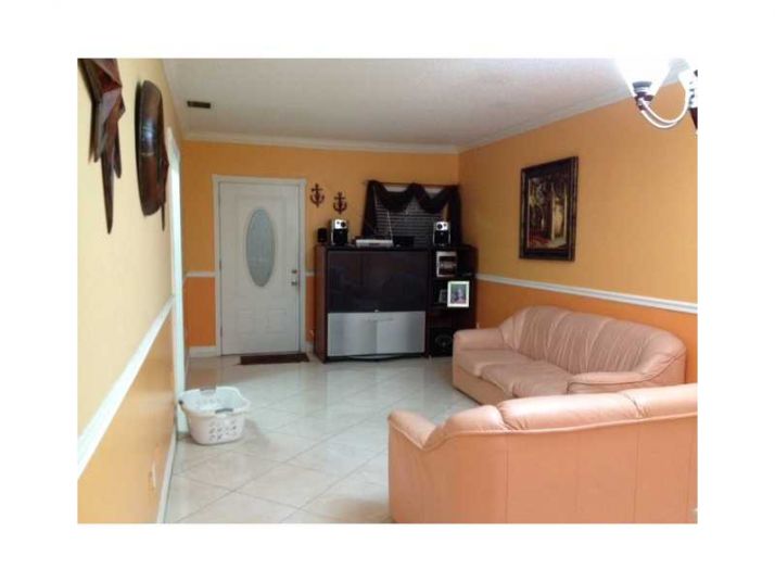 5322 W 24 AV # 145, Hialeah, FL 33016