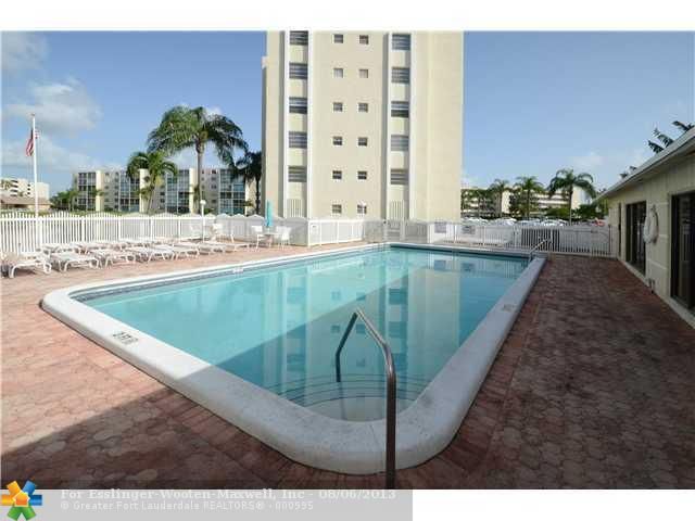 441 SE 3RD ST # 205, Dania, FL 33004