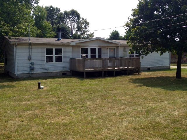 8915 Eugene St, Greenville, MI 48838