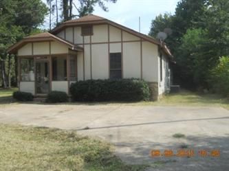 719 W Fulton St, Canton, MS 39046