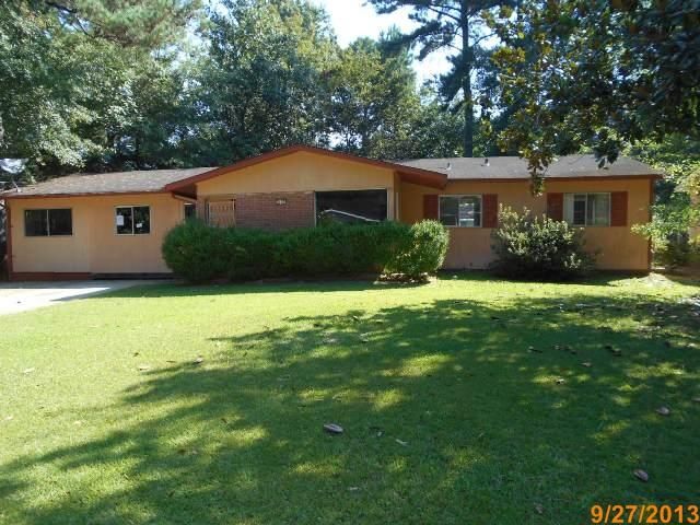 3120 Ponderosa Dr, Jackson, MS 39212