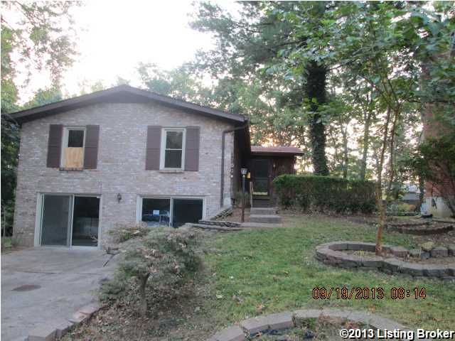 3703 Candlewood Way, Louisville, KY 40299