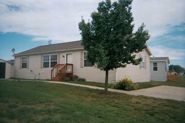 5555 manchester, Flat Rock, MI 48134