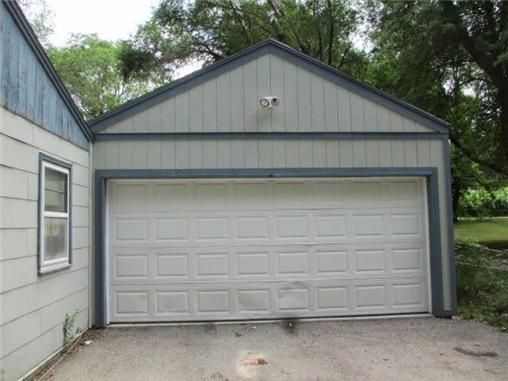 5111 Sycamore Ave, Kansas City, MO 64129