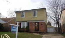 8696 E 14 Mile Rd Warren, MI 48093