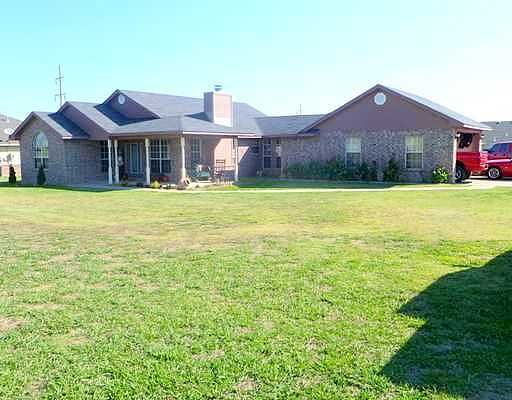 Mary Lou St, Shady Point, OK 74956