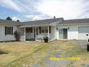 487 Hyslip Ford Rd, Bunker Hill, WV 25413