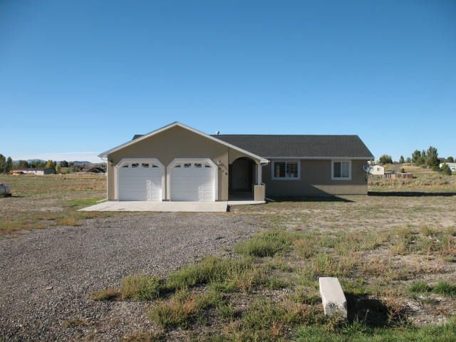 419 Lyndhurst Drive, Spring Creek, NV 89815