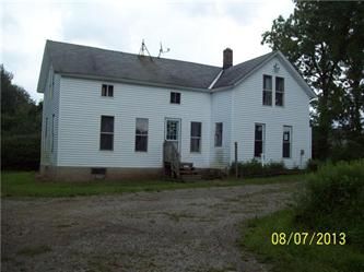 32243 66th St, Bangor, MI 49013