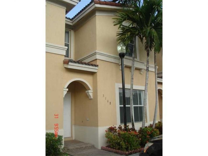 3163 128TH WY # 127, Hollywood, FL 33027