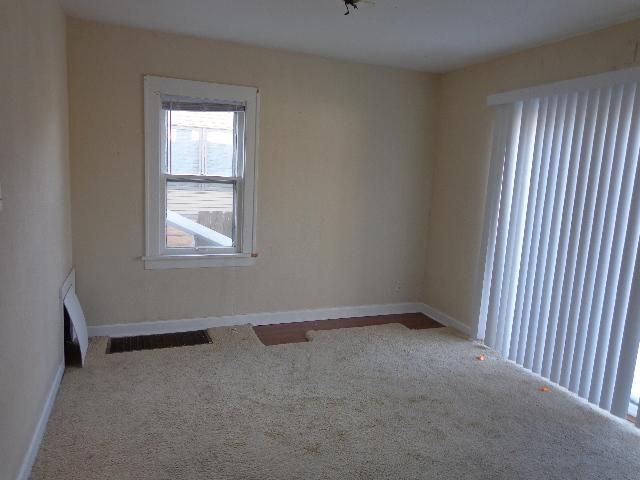 608 Montana Ave, South Milwaukee, WI 53172