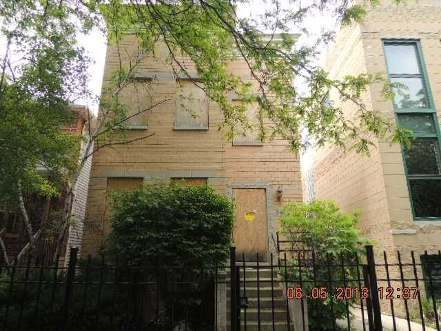 3412 S Prairie Ave, Chicago, IL 60616