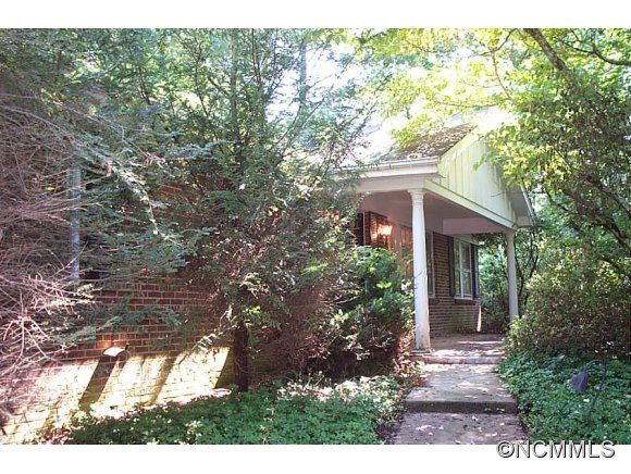 3 Glade Cove Rd, Asheville, NC 28804