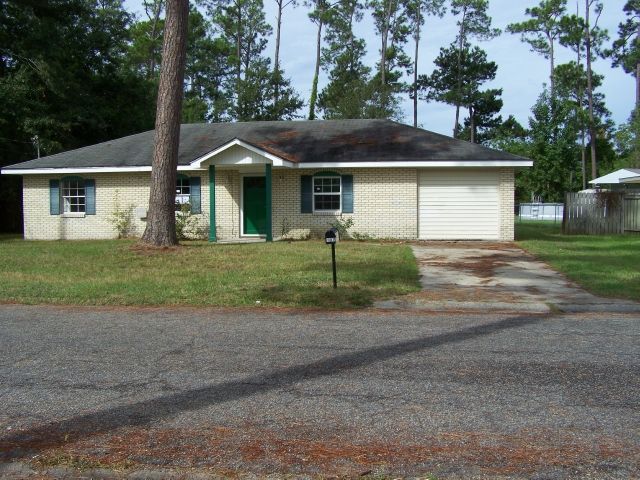 107 Sedgewick Dr, Long Beach, MS 39560