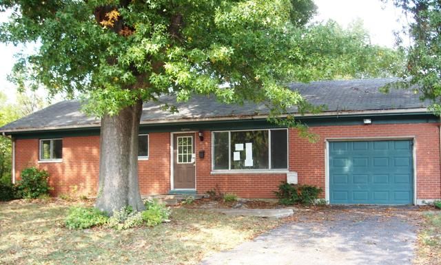 18 Brookview Sdr, New Albany, IN 47150